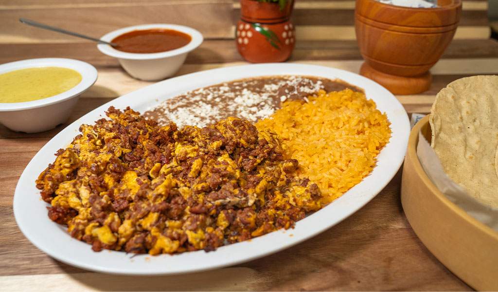 50_50-Row__0000_home-row4-huevosrancheros